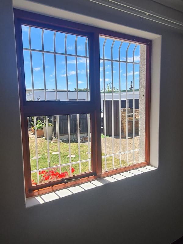 2 Bedroom Property for Sale in Parklands Western Cape